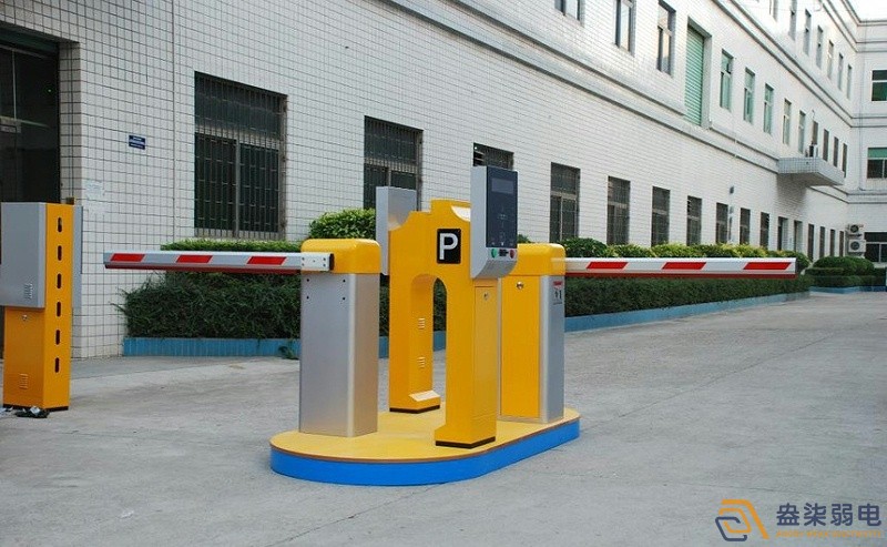工廠停車道閘價(jià)格受哪些因素影響？